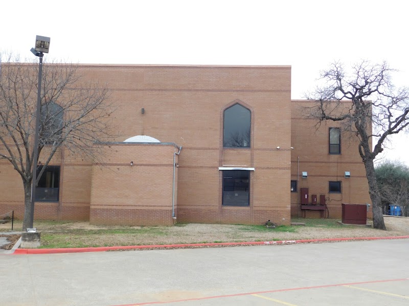 Arlington Central Mosque (Islamic Society of Arlington - ISAT Masjid)