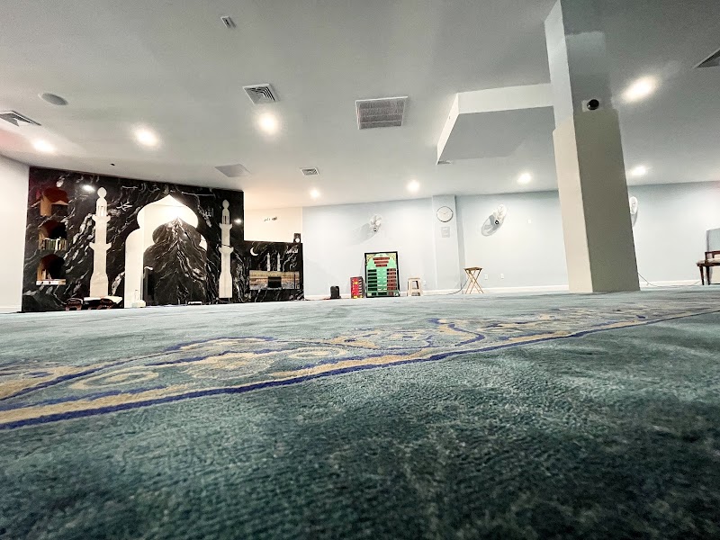 Suffolk Islamic Center (Lake Ronkonkoma Masjid)