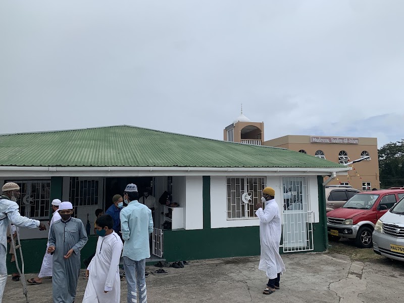 Masjid Ul-Madinah مسجد