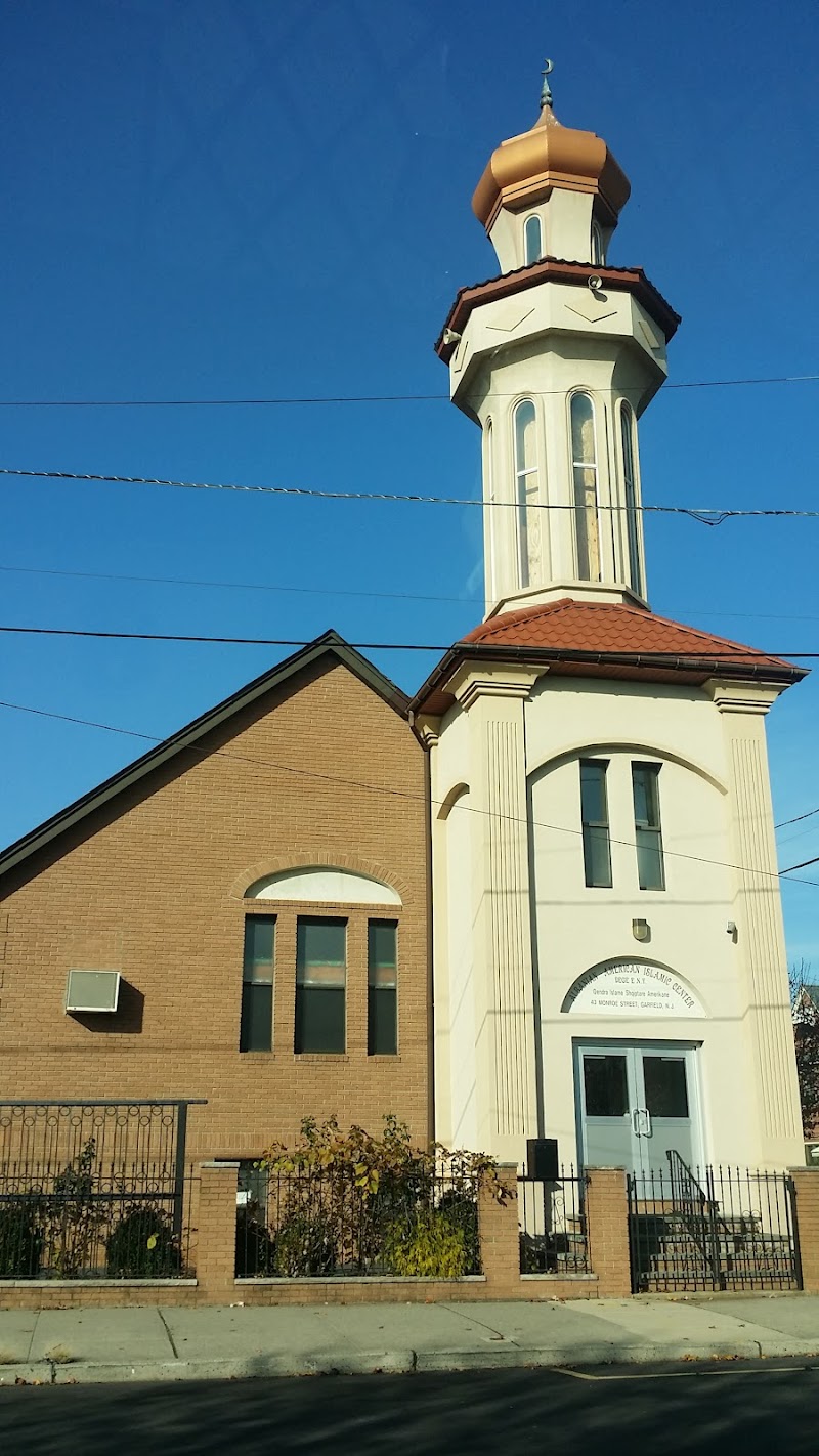 Albanian American Islamic Center