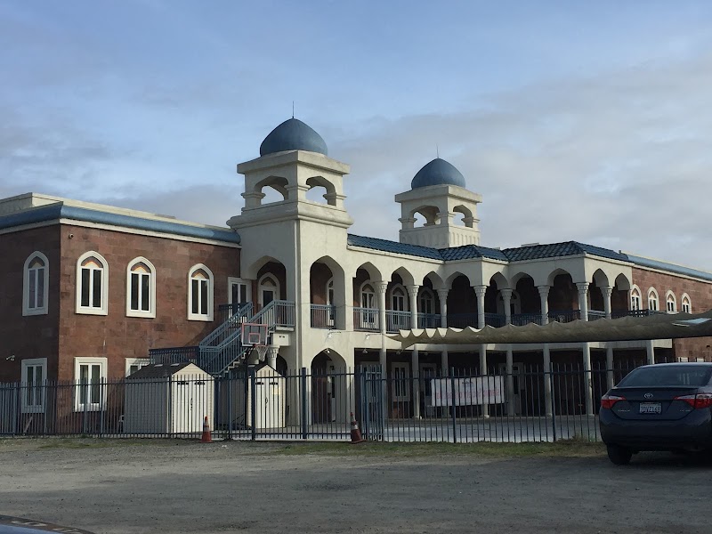 Islamic Society of East Bay (ISEB - Lowry Masjid)