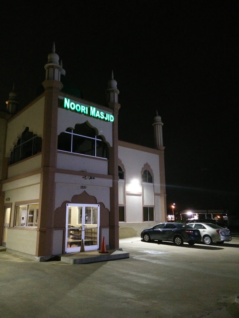 Noori Mosque